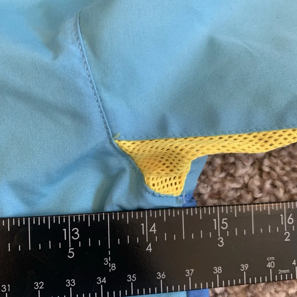 Disney Mickey Mouse Jacket Boy's Size XXS Windbreaker Full Zip Hood Lightweight - Picture 9 of 10